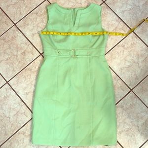 Lime green Tahari dress 👗